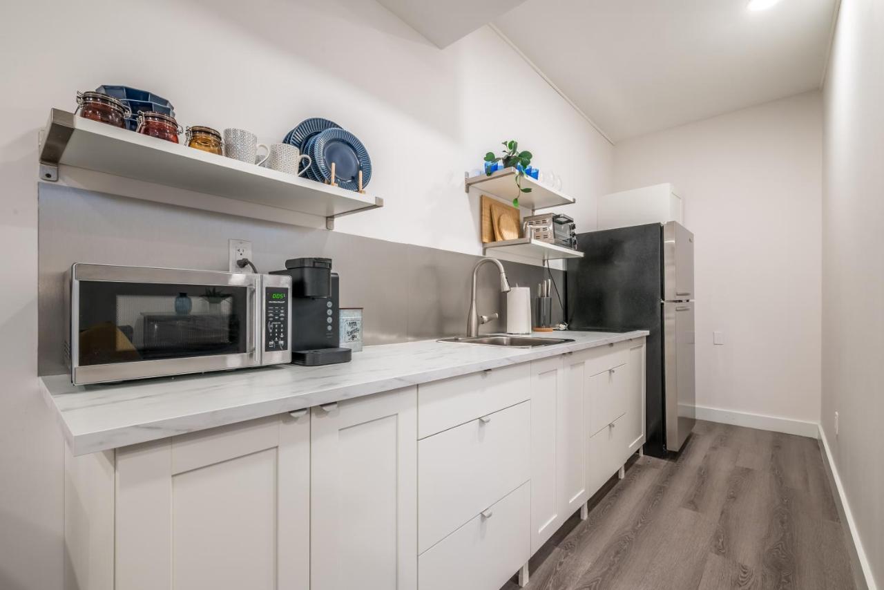Spacious Newly Renovated 1 Bedroom Suite Halifax Eksteriør billede